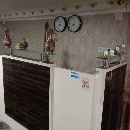 Zuhro Guest House Бухара Екстер'єр фото