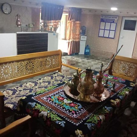 Zuhro Guest House Бухара Екстер'єр фото