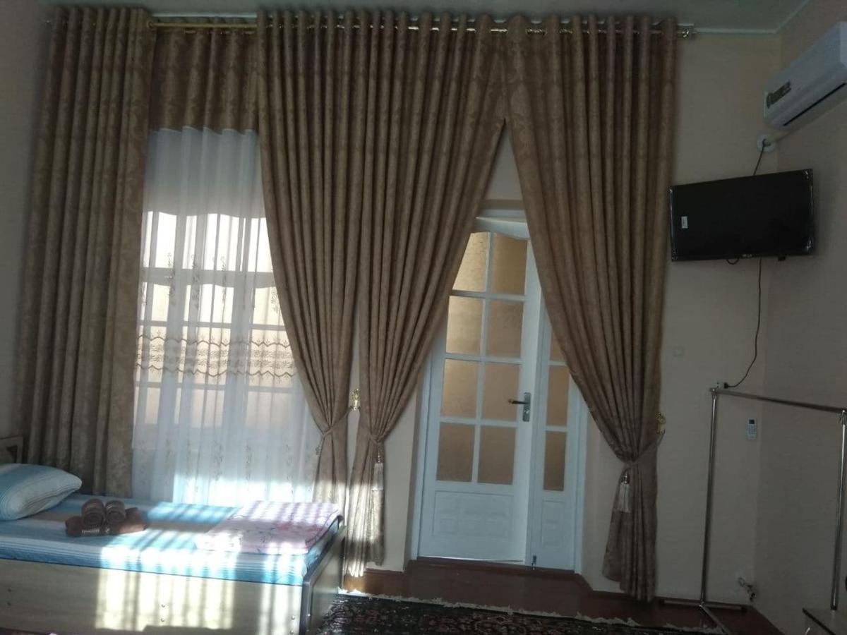 Zuhro Guest House Бухара Екстер'єр фото